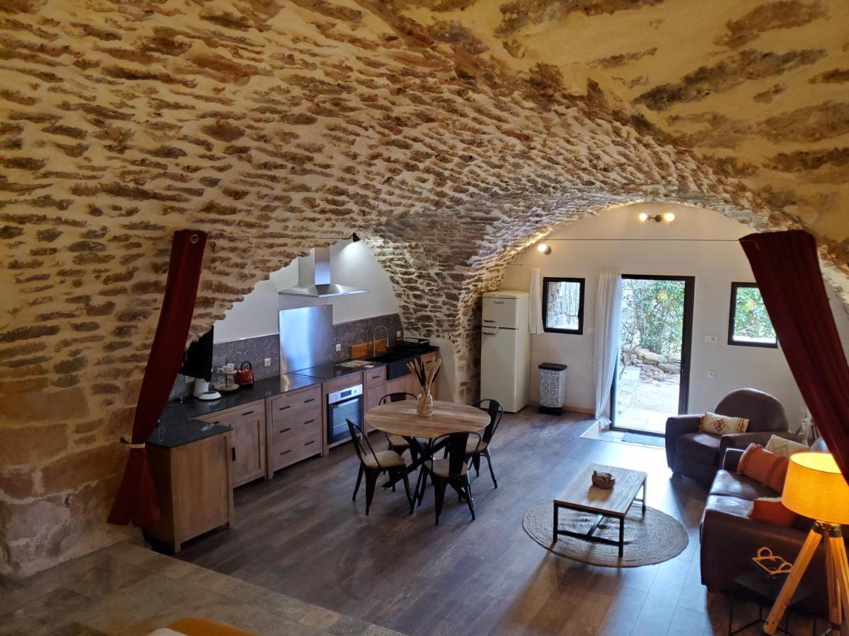 مبيت وإفطار كورنيليون كونفو Moulin De Bonfilhon المظهر الخارجي الصورة