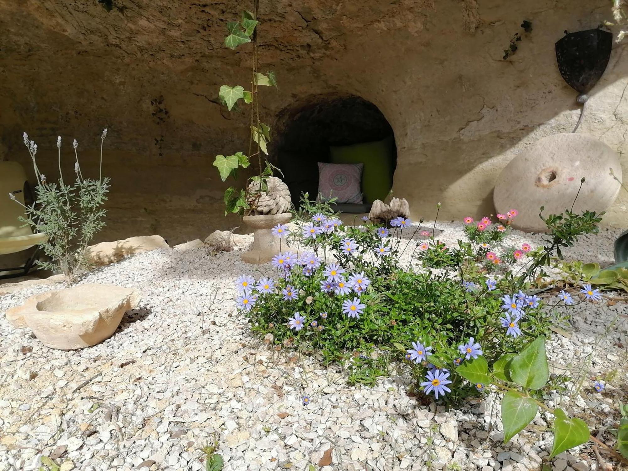 مبيت وإفطار كورنيليون كونفو Moulin De Bonfilhon المظهر الخارجي الصورة